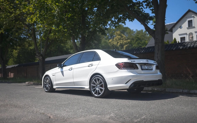 Mercedes-Benz Klasa E cena 279000 przebieg: 53800, rok produkcji 2015 z Oleśnica małe 172
